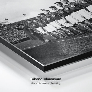 Het Nederlands elftal | Olympisch Stadion | 1937 — dibond aluminium print