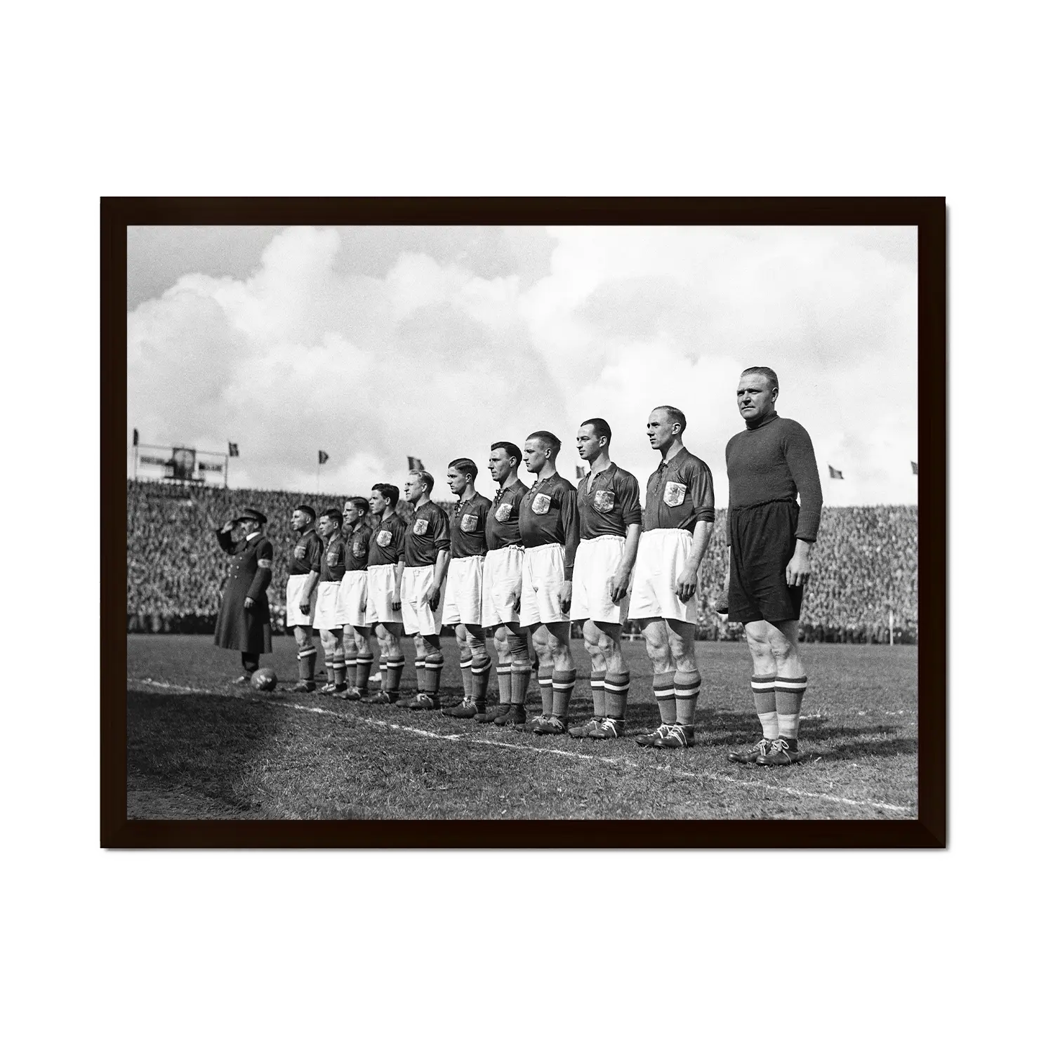 Het Nederlands elftal | Olympisch Stadion | 1937 — ingelijste poster