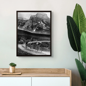 Tour de France in de Pyreneeën | 1925 — ingelijste poster aan de muur